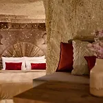 Otel Sato Cave 2*