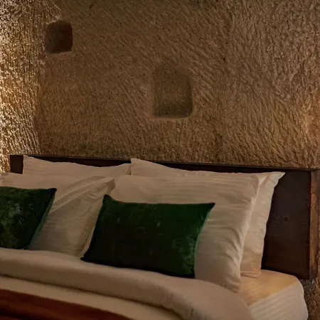 Sato Cave Hotel 2*