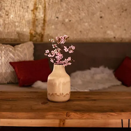 Hotel Sato Cave 2*