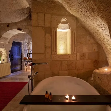 Hotel Sato Cave