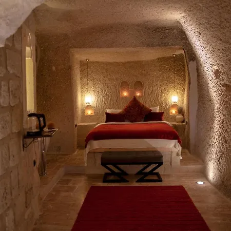 Sato Cave غوريمِيه